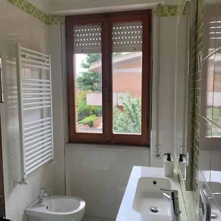 شقة Grande 130mq Con Posto Auto In Giardino Privato غروسيتو